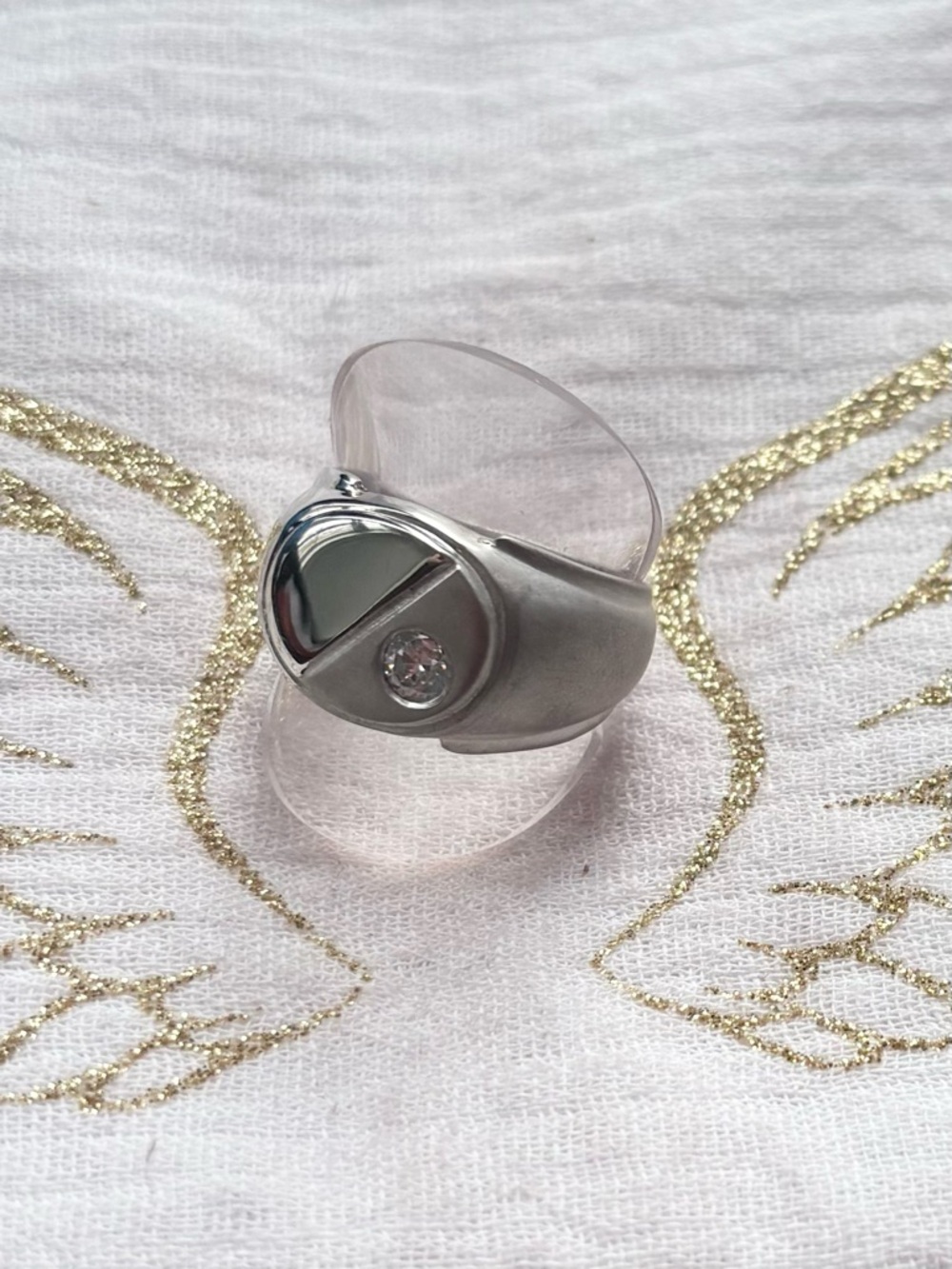 Men’s Classic Sterling Silver Ring with Clear Cubic Sirconia Stone - size 9